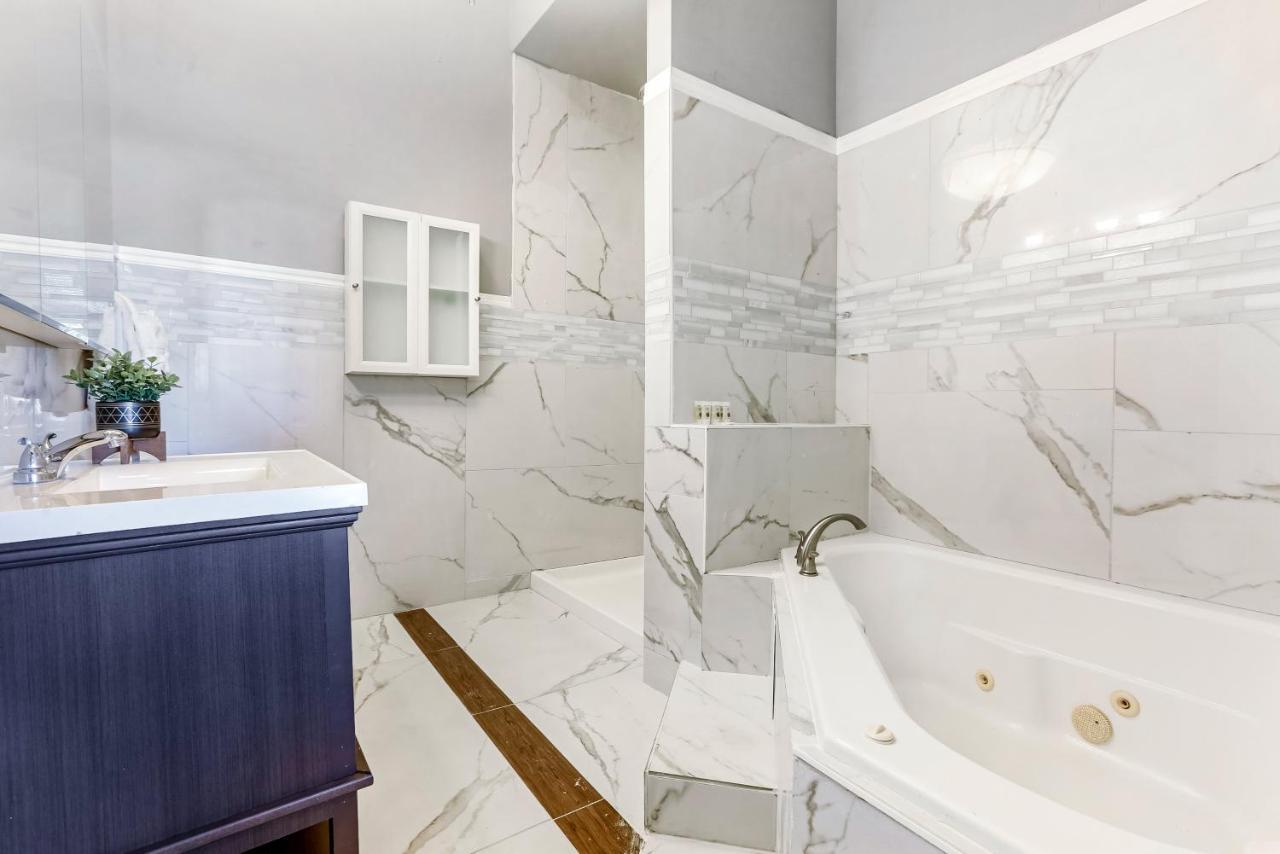 5Br Penthouse Steps To The Streetcar & Fq Leilighet New Orleans Eksteriør bilde